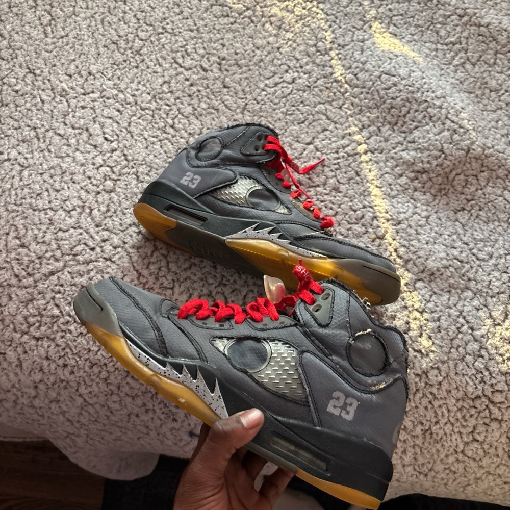 Air Jordan 5 Retro Off-White Gray Sneakers